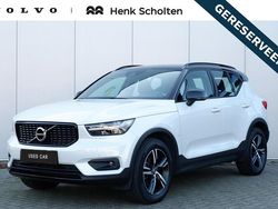 Wit, metallic lak Gebruikt 2018 Volvo XC40 R-Design SUV | € 29.750 (Eerlijke prijs)