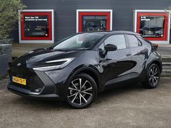 Zwart Gebruikt 2025 Toyota C-HR Edition SUV | € 38.400