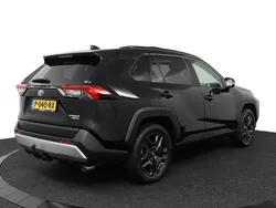 Zwart Gebruikt 2022 Toyota RAV4 SUV | € 34.950 (Eerlijke prijs)