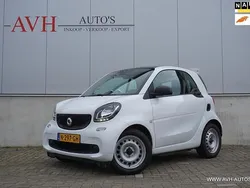 Wit Gebruikt 2018 Smart ForTwo Electric Drive Hatchback | € 9.950 (Eerlijke prijs)