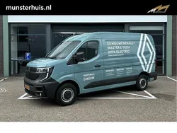 Groen Gebruikt 2024 Renault Master Van | € 45.950