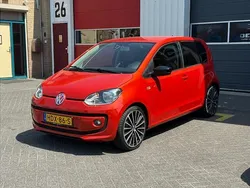 Oranje Gebruikt 2014 VW up! Groove Hatchback | € 5.499 (Eerlijke prijs)
