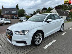 Wit Gebruikt 2013 Audi A3 Ambiente Sedan | € 14.950 (Iets duurder)