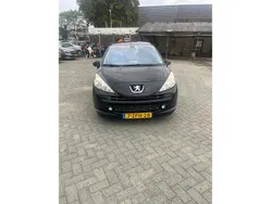 Zwart Gebruikt 2008 Peugeot 207 Hatchback | € 1.750 (Eerlijke prijs)