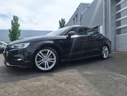Zwart Gebruikt 2016 Audi A3 Sport Sedan | € 15.499 (Eerlijke prijs)