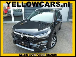 Zwart, metallic lak Gebruikt 2024 Suzuki SX4 S-Cross Style SUV | € 29.949 (Iets duurder)