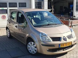 Beige Gebruikt 2006 Renault Modus Dynamique MPV | € 1.950 (Goede deal)