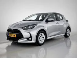 Grijs Gebruikt 2024 Toyota Yaris Active Hatchback | € 23.445 (Eerlijke prijs)