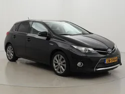 Gebruikt 2014 Toyota Auris Hybrid Executive | € 10.999 (Eerlijke prijs)