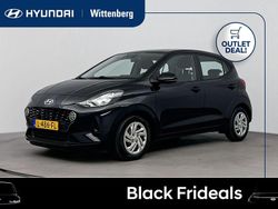 Zwart Gebruikt 2021 Hyundai i10 Comfort Hatchback | € 12.399 (Eerlijke prijs)