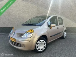 Beige Gebruikt 2005 Renault Modus Authentique MPV | € 1.195 (Goede deal)