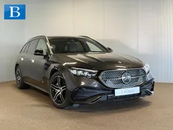 Grijs Gebruikt 2024 Mercedes E200 AMG Stationwagen | € 61.900 (Eerlijke prijs)