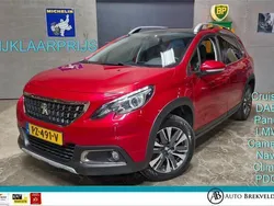 Rood Gebruikt 2017 Peugeot 2008 GT-line SUV | € 10.250 (Eerlijke prijs)