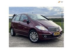 Rood Gebruikt 2009 Mercedes A200 Avantgarde MPV | € 3.950 (Super prijs)