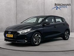 Zwart Gebruikt 2022 Hyundai i20 Comfort Hatchback | € 19.800 (Eerlijke prijs)