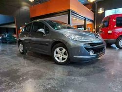 Grijs Gebruikt 2009 Peugeot 207 Urban Move Sedan | € 4.390 (Duur)