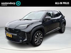 Zwart Gebruikt 2022 Toyota Yaris Cross Edition SUV | € 25.450 (Eerlijke prijs)