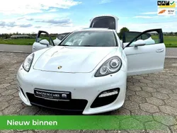 Wit, metallic lak Gebruikt 2012 Porsche Panamera Platinum Edition Sedan | € 31.900 (Eerlijke prijs)