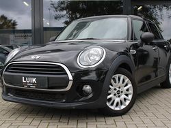Zwart (metallic) Gebruikt 2016 Mini ONE Hatchback | € 8.800 (Goede deal)