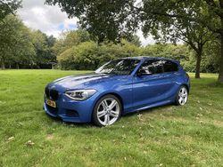Blauw Gebruikt 2014 BMW 116 Executive Hatchback | € 12.750 (Duur)