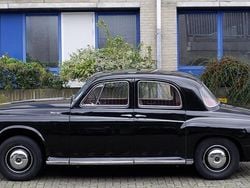 Zwart Gebruikt 1959 Rover 100 Sedan | € 9.950