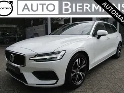 Wit, metallic lak Gebruikt 2024 Volvo V60 Stationwagen | € 36.890 (Goede deal)