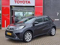 Zwart Gebruikt 2023 Toyota Aygo X Pulse SUV | € 20.999