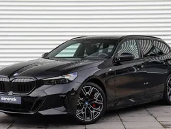 Zwart Gebruikt 2025 BMW 530e M Sport Stationwagen | € 84.950