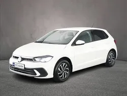 Wit Gebruikt 2023 VW Polo Life Hatchback | € 21.900 (Eerlijke prijs)