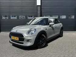 Grijs Gebruikt 2021 Mini ONE Business Hatchback | € 19.900 (Eerlijke prijs)