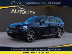 Grijs, metallic lak Gebruikt 2023 BMW X5 M Sport SUV | € 64.950 (Super prijs)