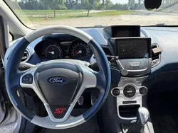 Grijs Gebruikt 2009 Ford Fiesta Ghia Hatchback | € 3.500 (Goede deal)