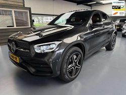 Grijs Gebruikt 2021 Mercedes GLC300e Business Coupé | € 39.950 (Goede deal)