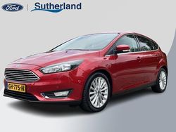 Rood Gebruikt 2015 Ford Focus Titanium Hatchback | € 13.600 (Goede deal)