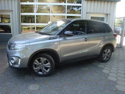 Grijs Gebruikt 2022 Suzuki Vitara SUV | € 24.900 (Eerlijke prijs)
