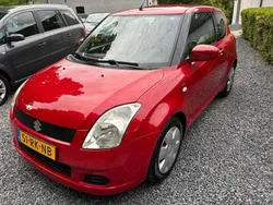 Rood Gebruikt 2005 Suzuki Swift GLS Hatchback | € 2.499 (Eerlijke prijs)