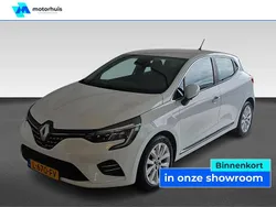 Wit Gebruikt 2021 Renault Clio V Intens Hatchback | € 14.425 (Eerlijke prijs)