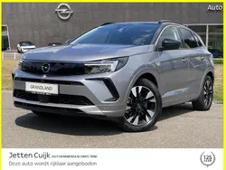 Grijs, metallic lak Gebruikt 2024 Opel Grandland X Elegance SUV | € 33.650 (Eerlijke prijs)