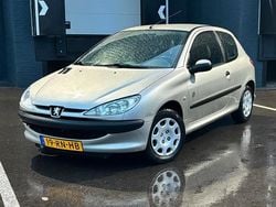 Gebruikt 2005 Peugeot 206 | € 950 (Eerlijke prijs)