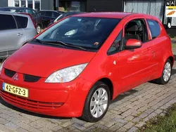 Rood Gebruikt 2009 Mitsubishi Colt Invite+ Hatchback | € 1.450 (Iets duurder)