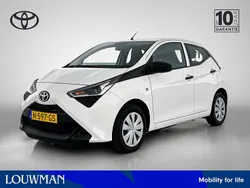 Wit Gebruikt 2021 Toyota Aygo Hatchback | € 10.945 (Eerlijke prijs)