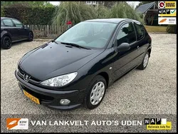 Zwart Gebruikt 2006 Peugeot 206 Hatchback | € 2.450 (Eerlijke prijs)
