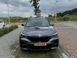 Grijs Gebruikt 2022 BMW X1 SUV | € 29.000 (Goede deal)