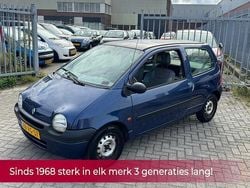 Blauw Gebruikt 1998 Renault Twingo Komfort Hatchback | € 890 (Eerlijke prijs)