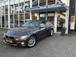 Bruin (metallic) Gebruikt 2014 BMW 316 Executive Sedan | € 14.950 (Eerlijke prijs)
