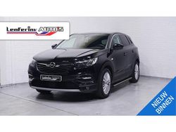 Grijs Gebruikt 2018 Opel Grandland X Innovation SUV | € 20.800