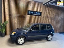 Blauw Gebruikt 2009 Ford Fusion Cool & Sound Edition MPV | € 1.399 (Goede deal)