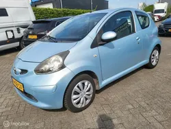 Blauw Gebruikt 2006 Toyota Aygo Hatchback | € 2.850 (Eerlijke prijs)