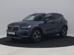 Blauw, metallic lak Gebruikt 2020 Volvo XC40 Inscription SUV | € 25.900 (Goede deal)