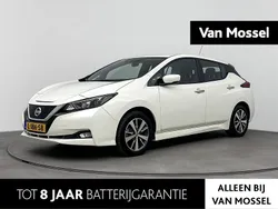 Blanc white & arctique black Gebruikt 2021 Nissan Leaf Acenta Hatchback | € 11.430 (Super prijs)